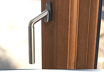 flush sash profile available in a chamfered, classic shaped profile